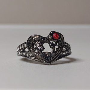 Very Cool Dark Heart Ring Size 8
